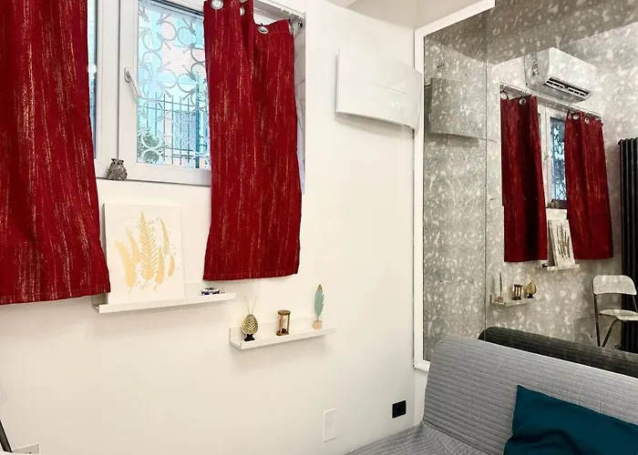 Apartment Change S House, Few Stops From St Peter S *